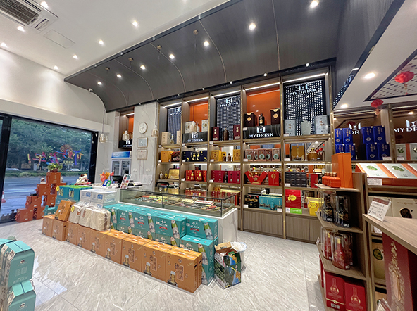 烟酒展示柜